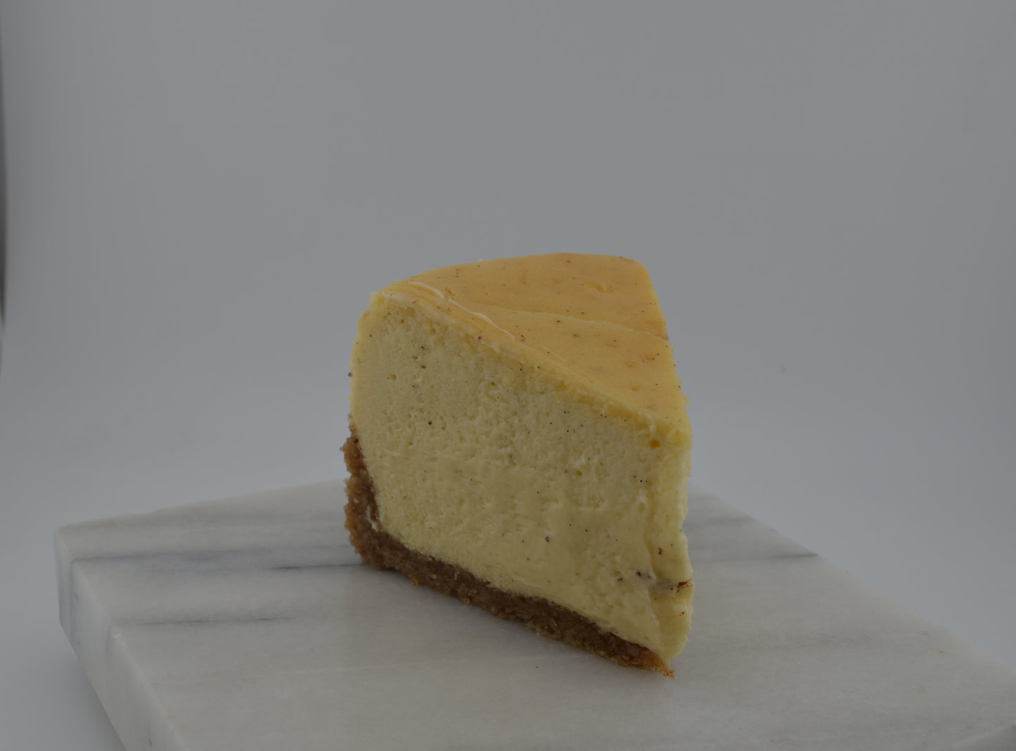 Vanilla Bean Cheesecake - 6"