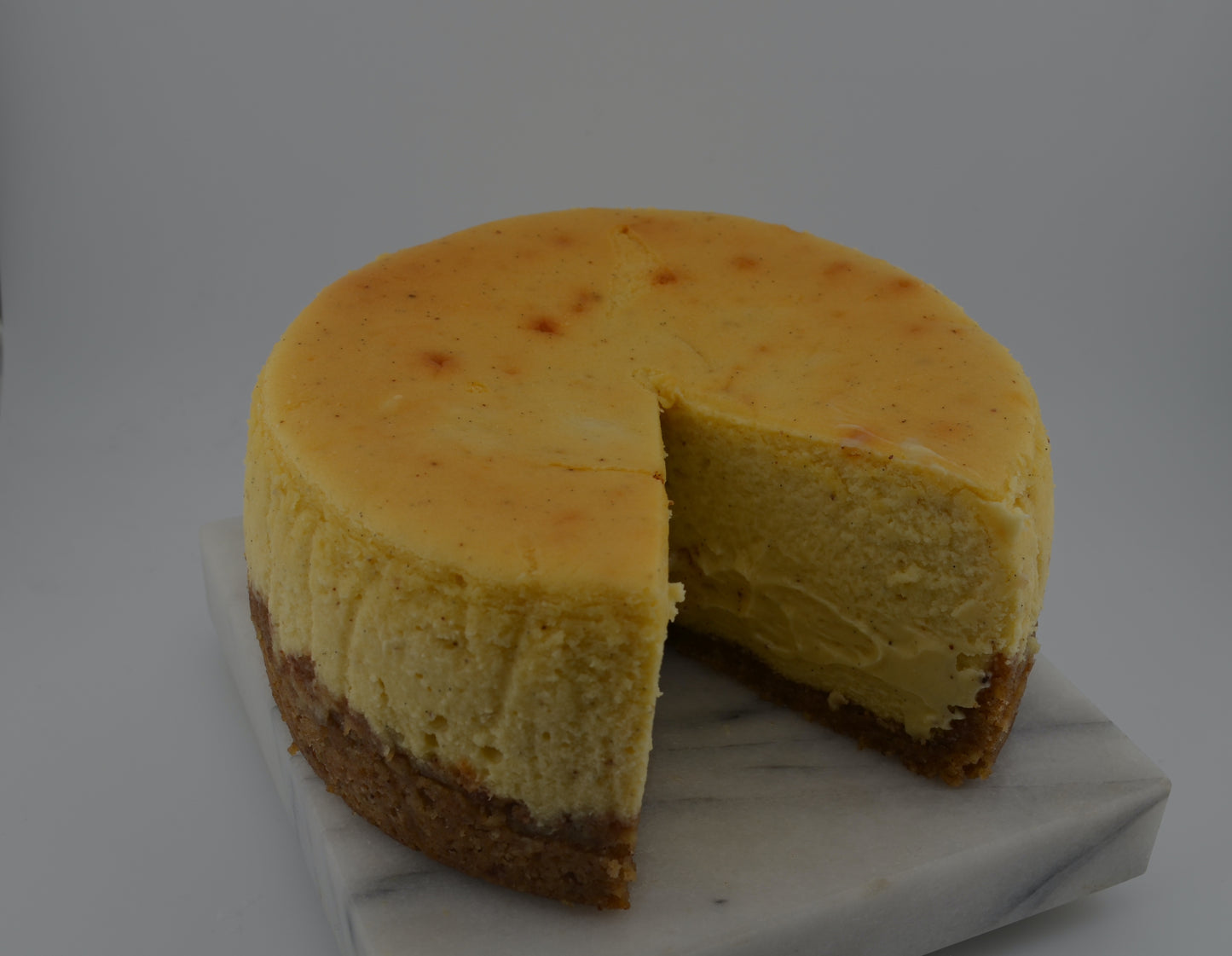 Vanilla Bean Cheesecake - 6"