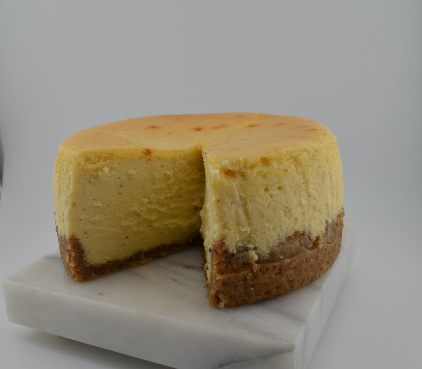 Vanilla Bean Cheesecake - 6"